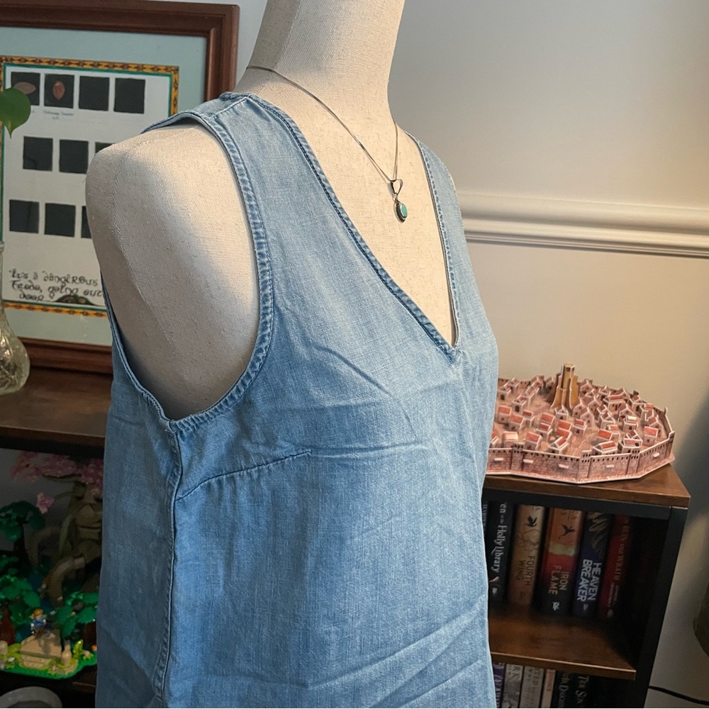 GAP chambray tank - Picture 4 of 9